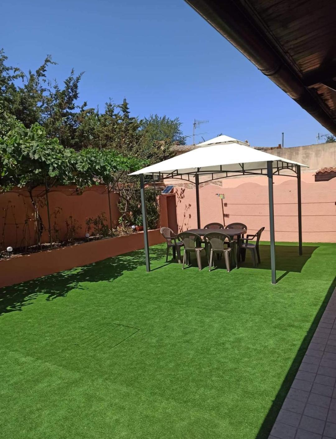 Suite GuestHouse a pochi passi dal mare Sassari Esterno foto